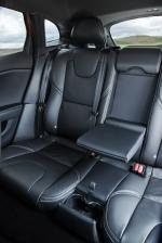 Volvo V40 D3 R-Design 2016 года (UK)